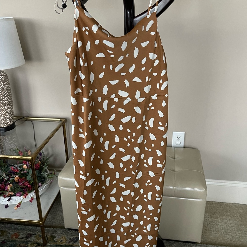 Chestnut & White Cowl Satin Slip Dress NWT Sz S Tall
